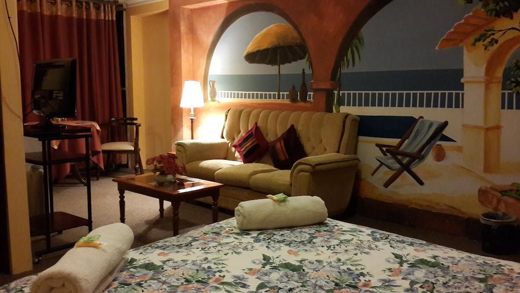 Hotel Berlina 拉巴斯 外观 照片
